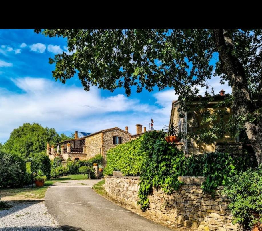 Agriturismo Podere Poggiarone Rapolano Terme Extérieur photo
